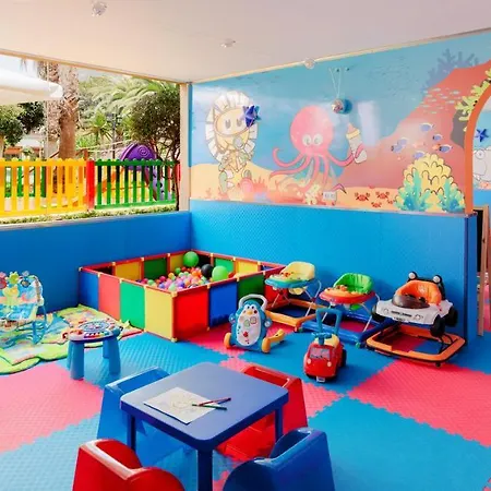 H10 Rubicón Palace 5* Playa Blanca (Lanzarote)